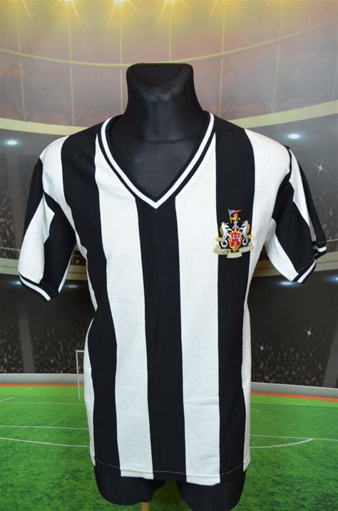 reproduction football shirts.